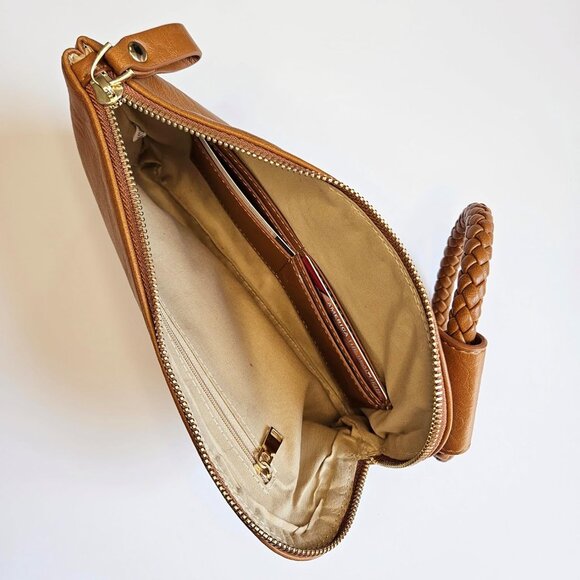 Quality Cream Wristlet Clutch – Lightweight, Durable with Internal Zipper Pocket - Picture 5 of 8